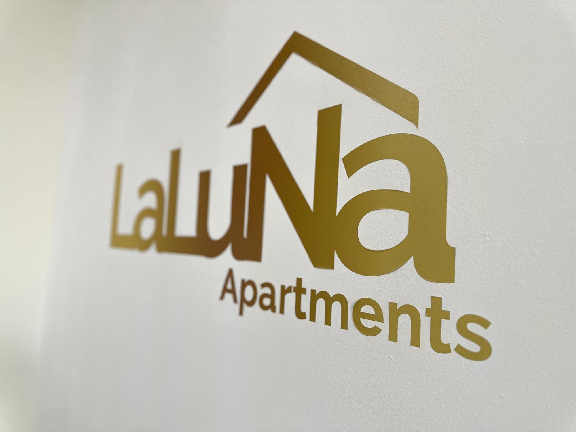 Great Offers On Long Stays!! Laluna Apartments Ґейтсгед Екстер'єр фото