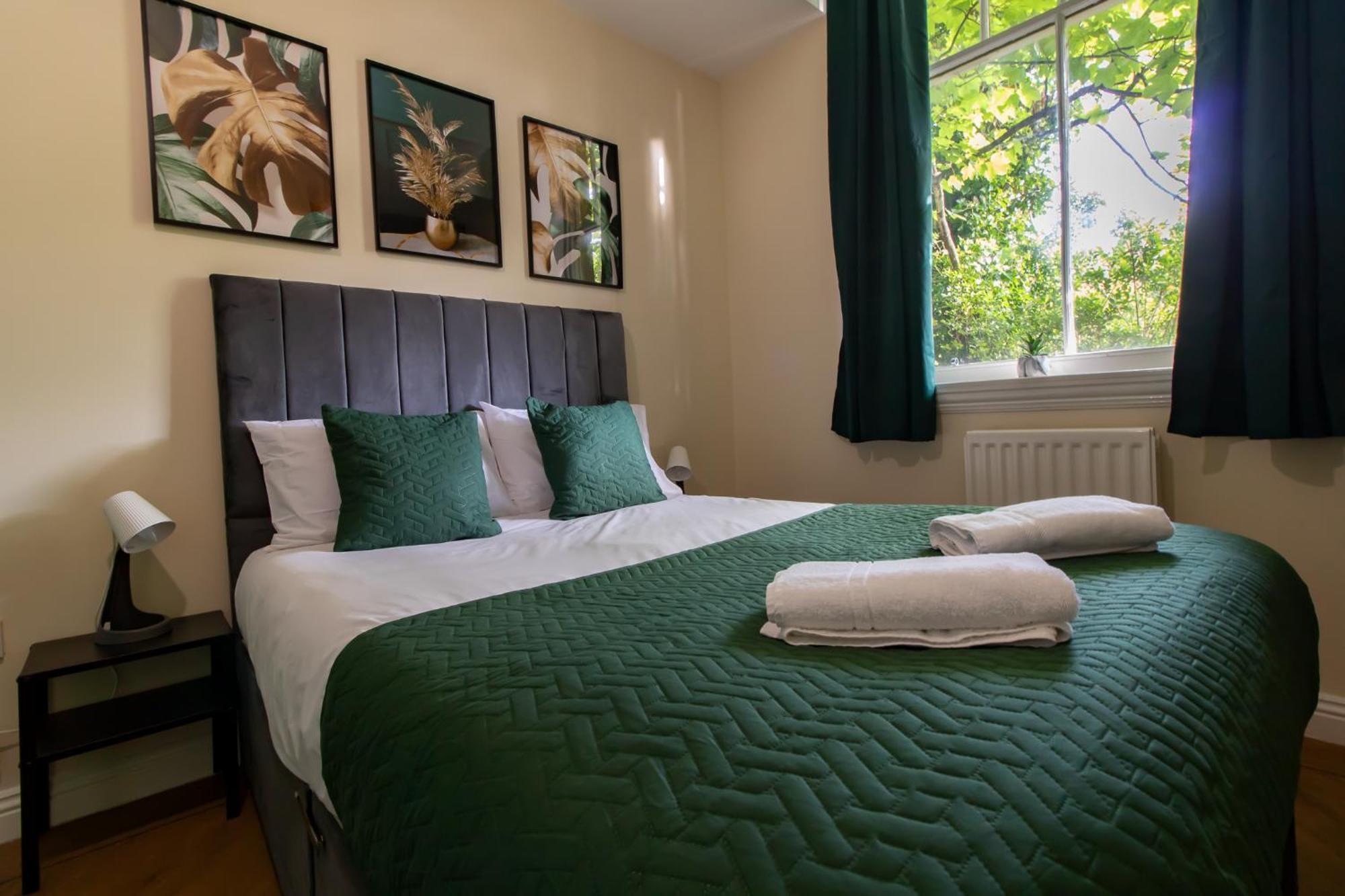 Great Offers On Long Stays!! Laluna Apartments Ґейтсгед Екстер'єр фото