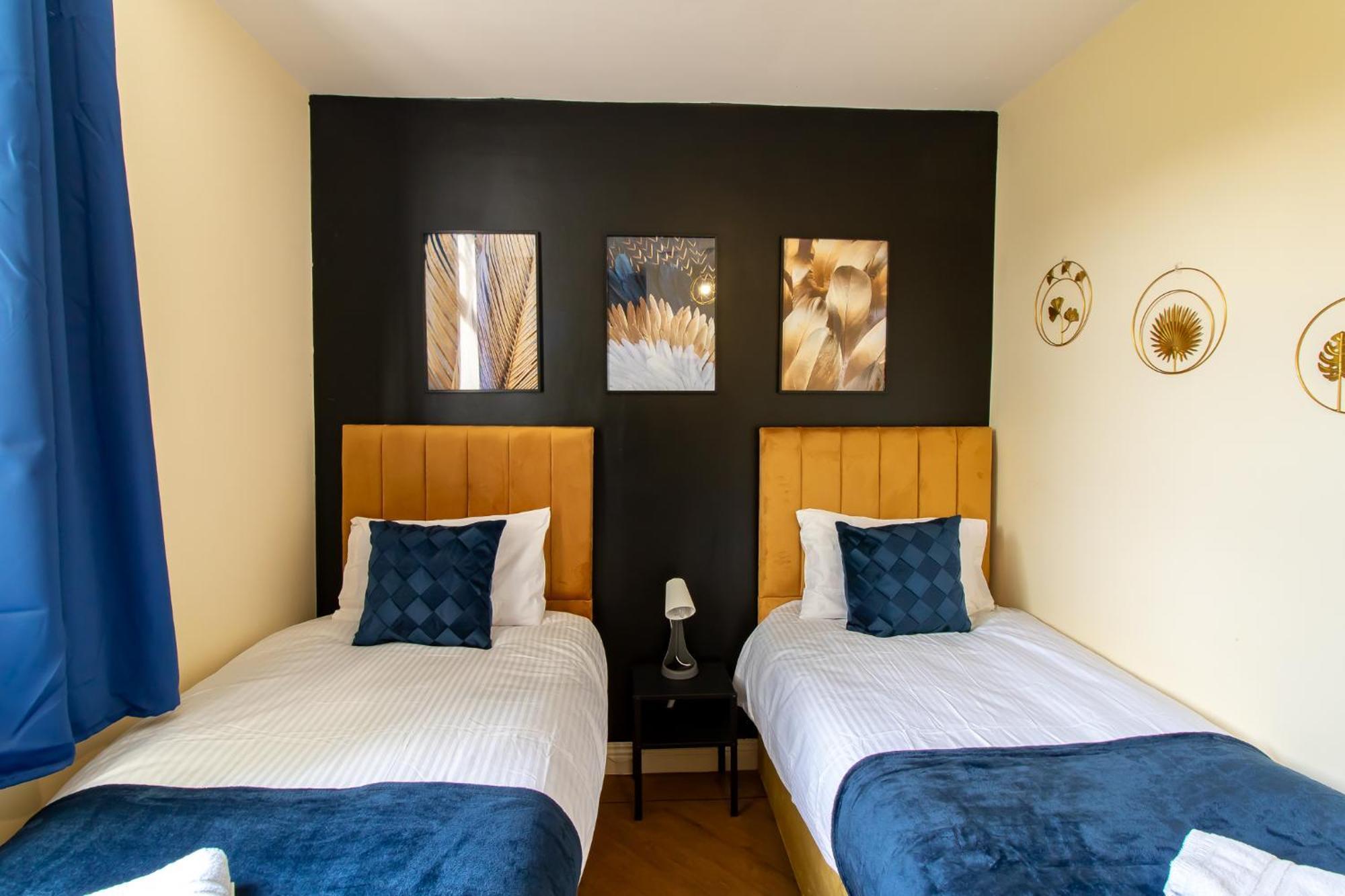 Great Offers On Long Stays!! Laluna Apartments Ґейтсгед Екстер'єр фото