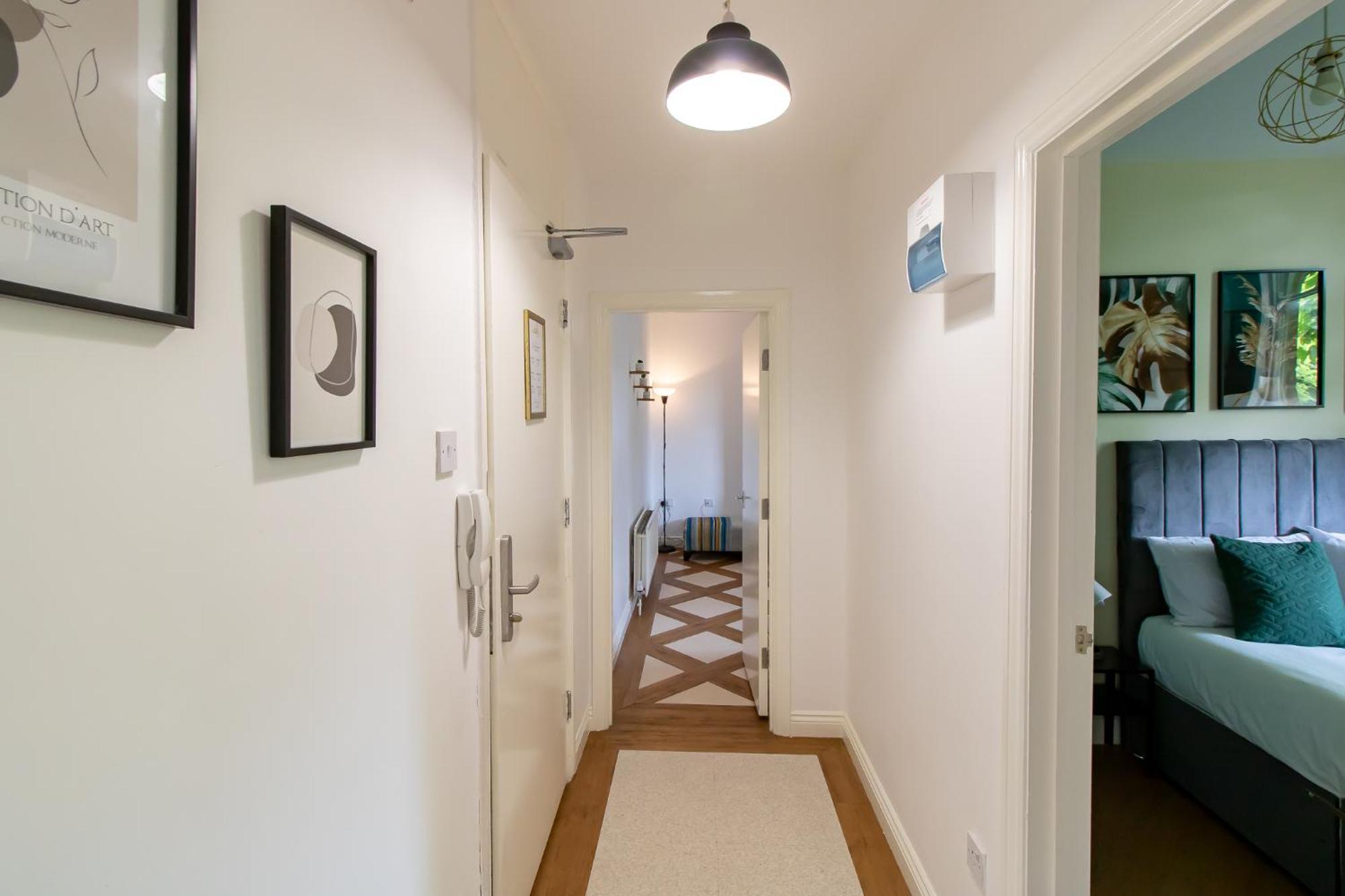 Great Offers On Long Stays!! Laluna Apartments Ґейтсгед Екстер'єр фото