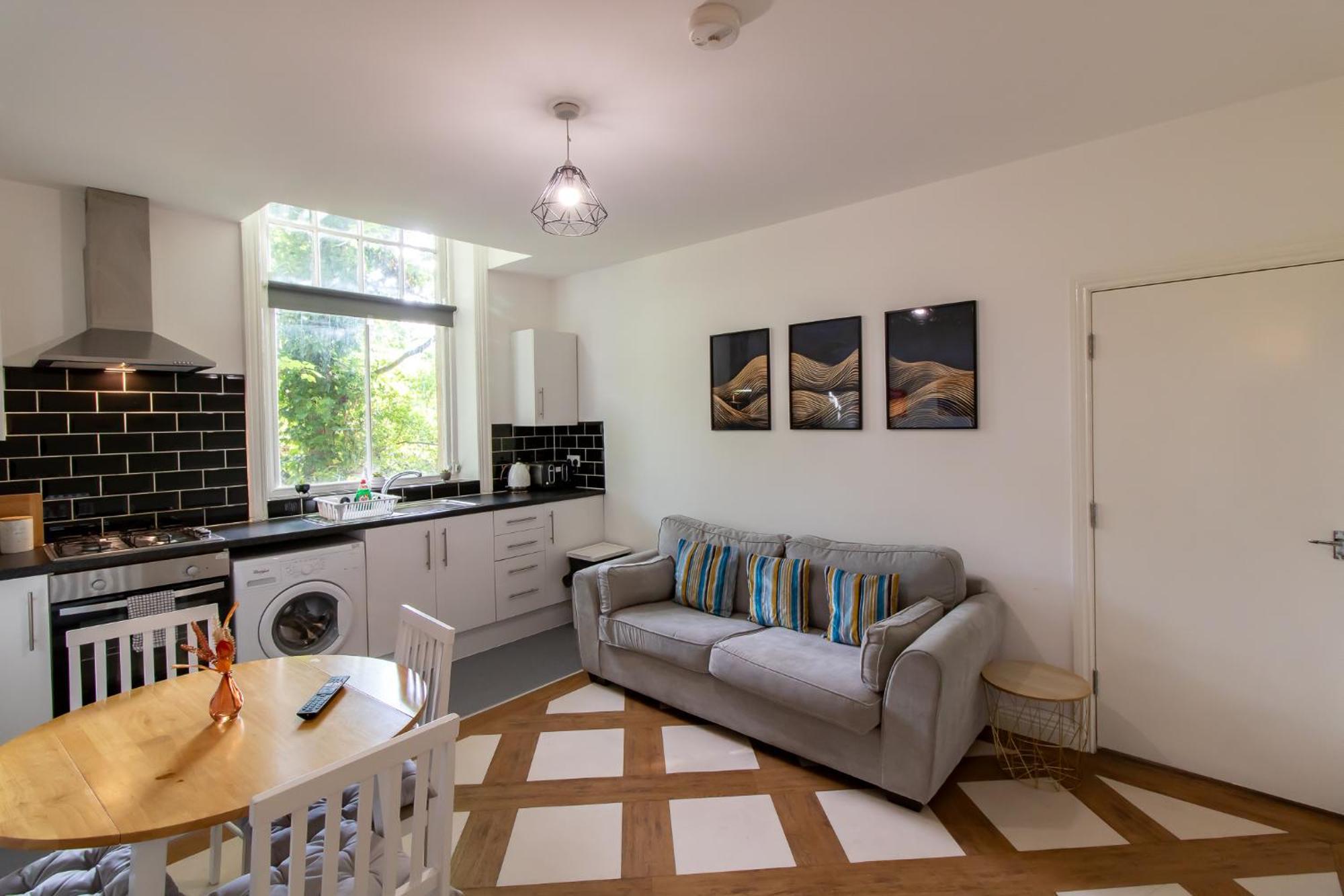 Great Offers On Long Stays!! Laluna Apartments Ґейтсгед Екстер'єр фото
