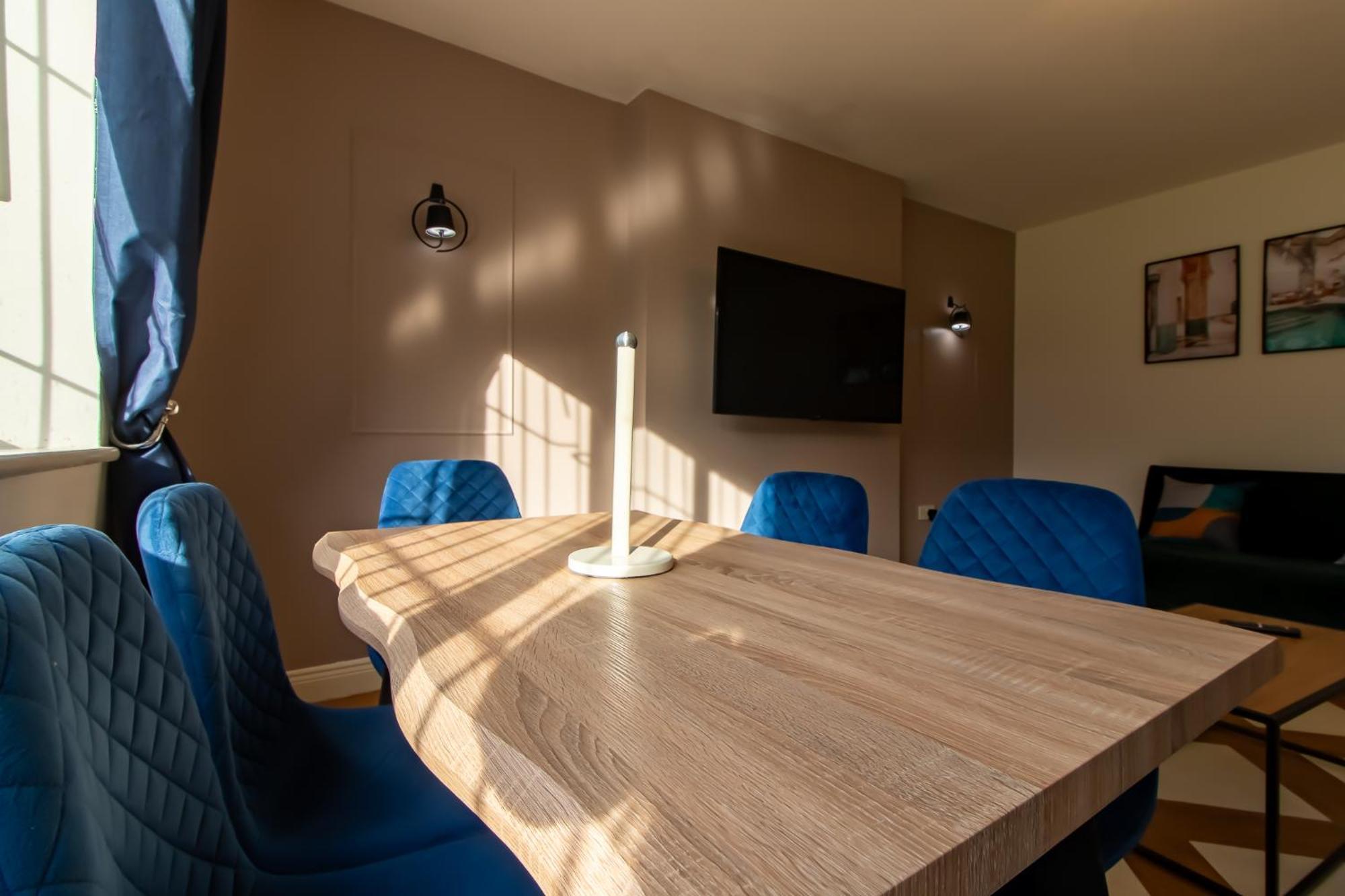 Great Offers On Long Stays!! Laluna Apartments Ґейтсгед Екстер'єр фото