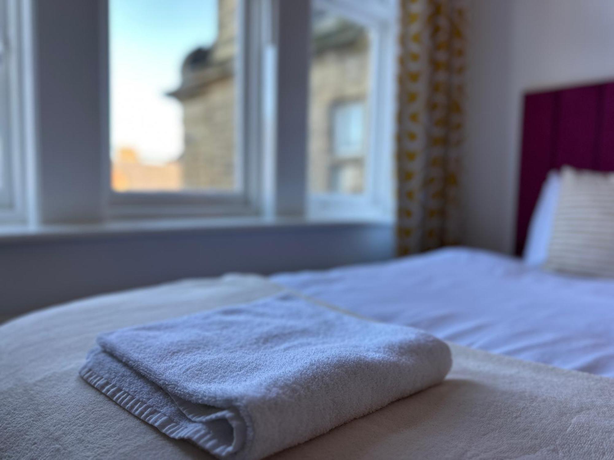 Great Offers On Long Stays!! Laluna Apartments Ґейтсгед Екстер'єр фото