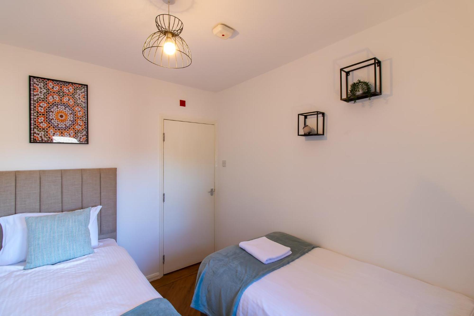 Great Offers On Long Stays!! Laluna Apartments Ґейтсгед Екстер'єр фото