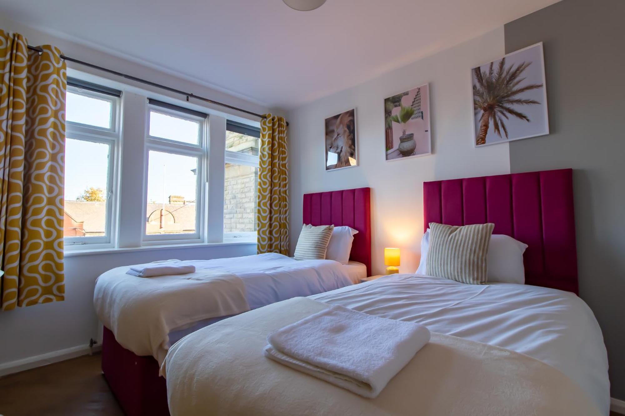 Great Offers On Long Stays!! Laluna Apartments Ґейтсгед Екстер'єр фото